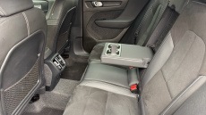 Volvo XC40 2.0 B4P Plus Dark 5dr Auto Petrol Estate